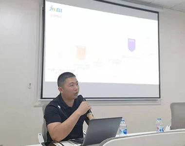 45baeff13f0be51df1c36a850a0e688